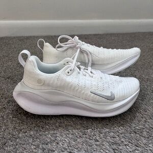 New Nike W ReactX Infinity Run 4 White Metallic Silver Women Running DR2670-102